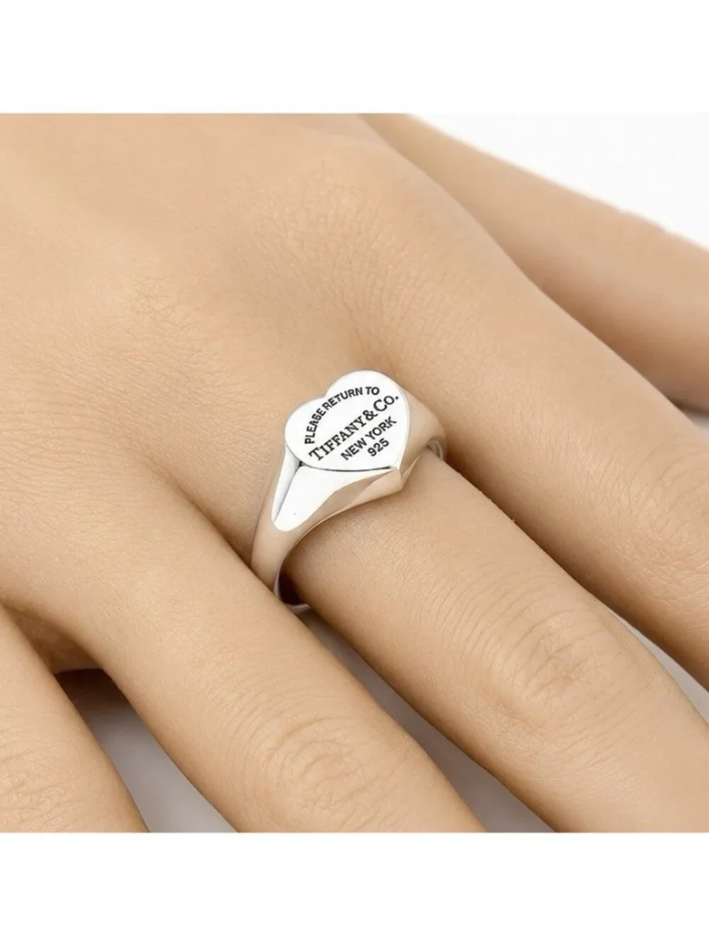 Size 9.5 Return to Tiffany Heart Signet Ring in Sterling Silver